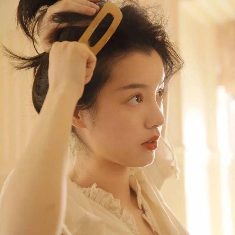 武田观柳（身份：恶德实业家、操纵鸦片贸易） - 猪蜜蜜电视剧大全在线观看11 - 小程序看剧